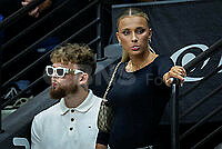 202608310v5a6811.jpg
